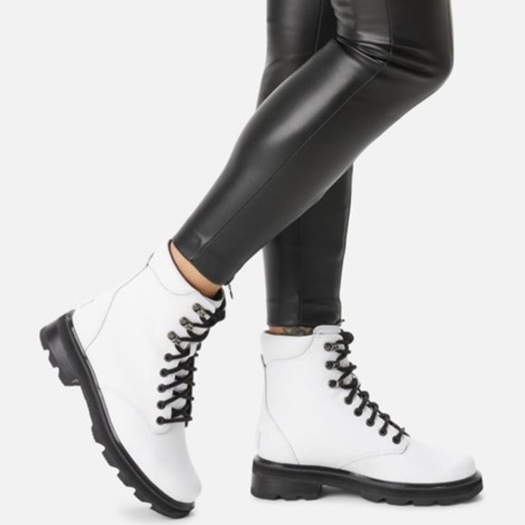 Sorel Lennox Lace Up Boots Leather Combat Hiker Booties White Size 8.5 NEW - Picture 1 of 7
